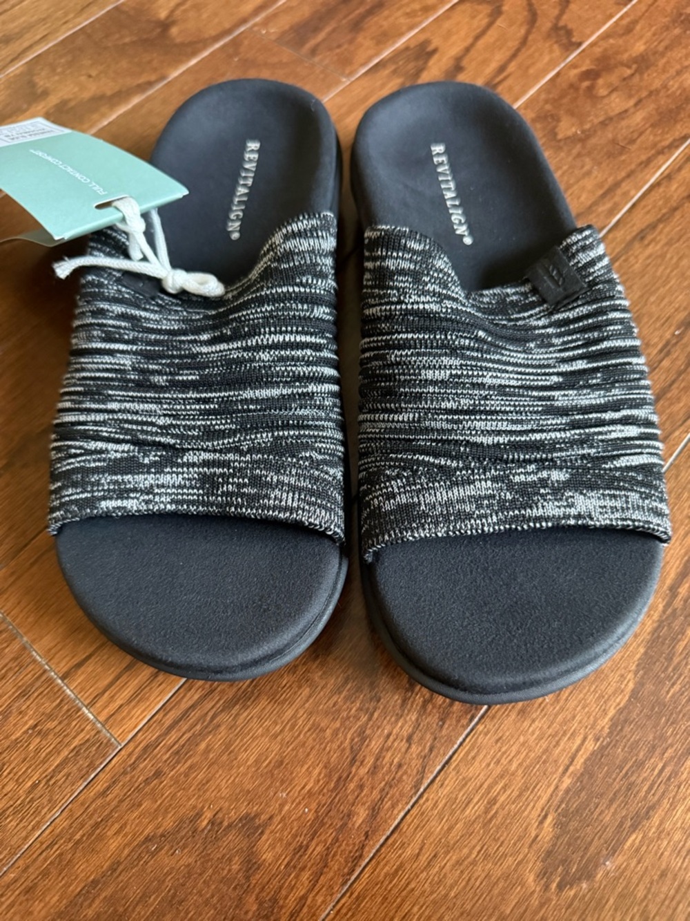 REVITALIGN Women’s Vanessa Slide Sandals size 7 - Picture 2 of 7